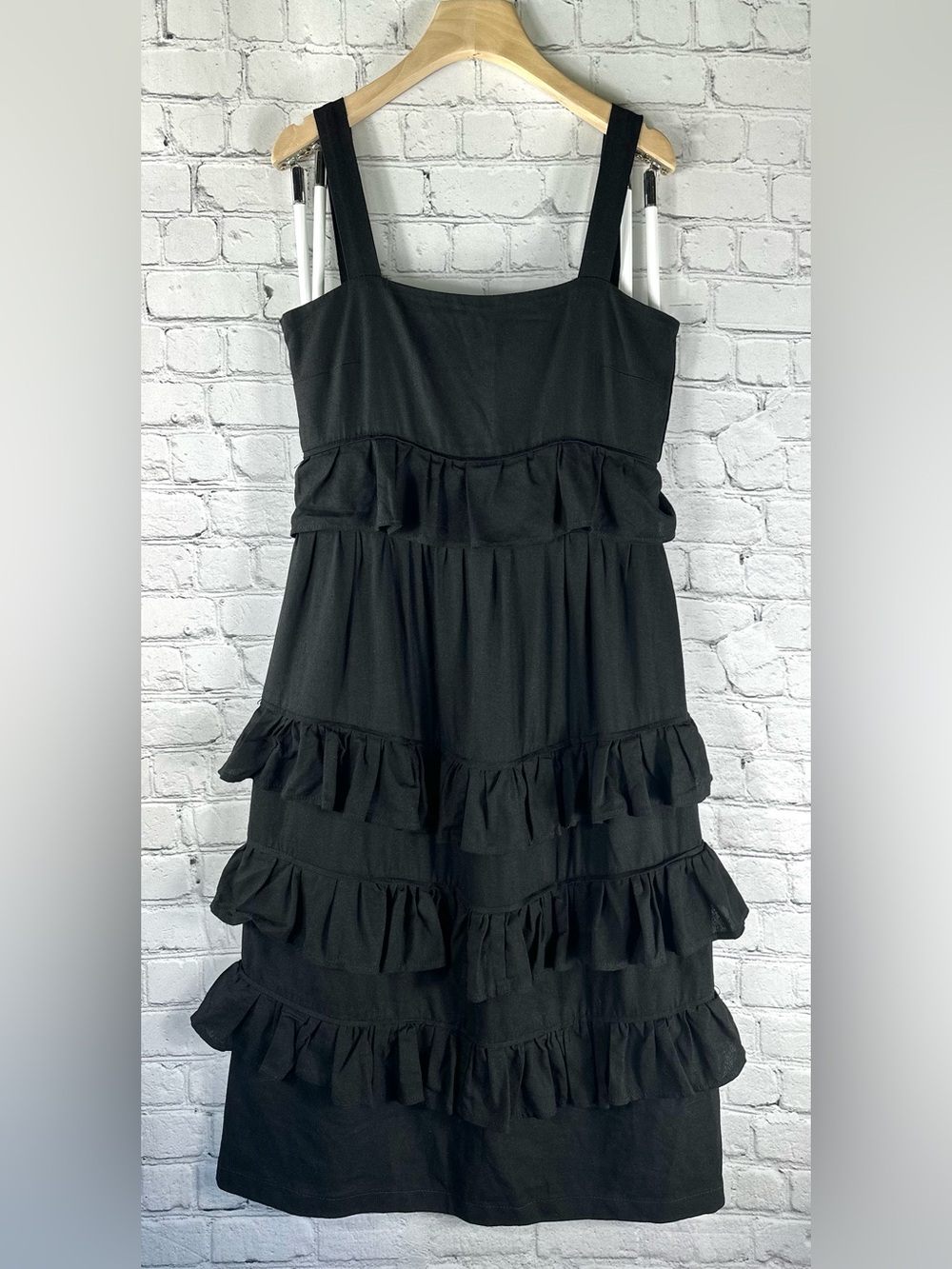 TACH Clothing NWT Black Fillipa Tiered Midi Dress, Small